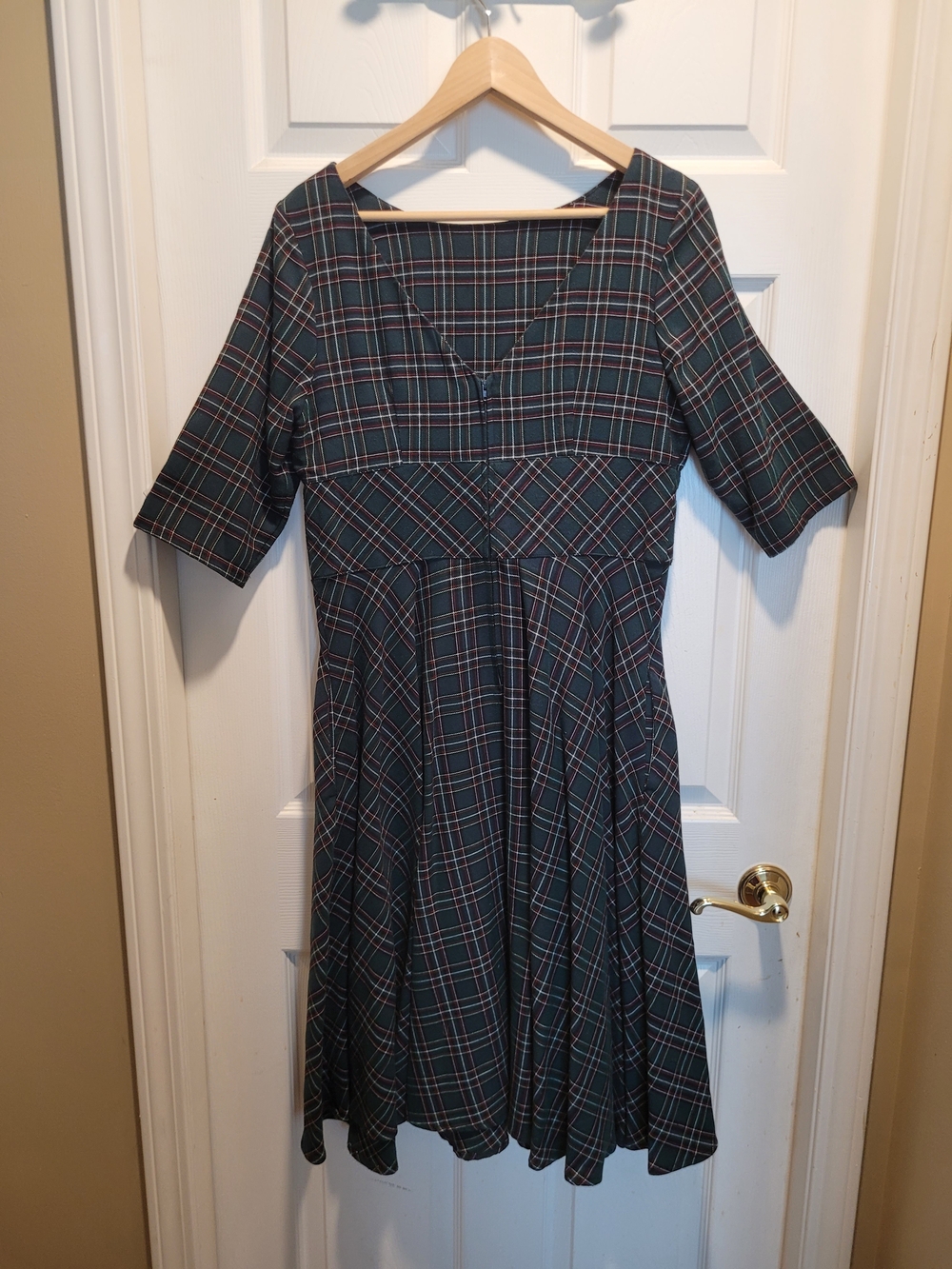 Hell Bunny Forest Green Plaid Fit & Flare Midi Dress (UK L) - Picture 2 of 11